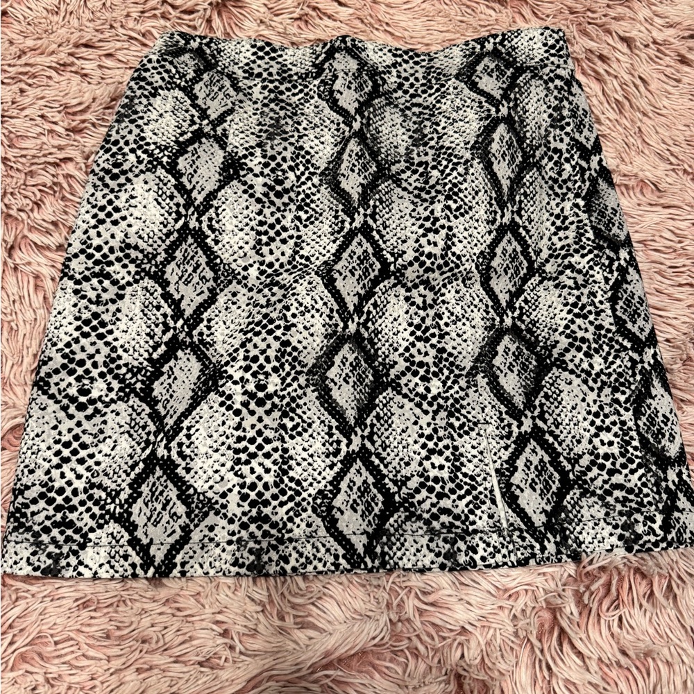 Snake print skirt